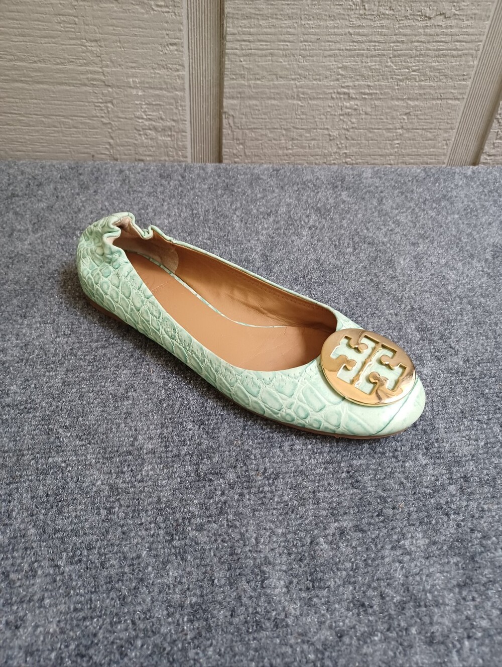 Tory Burch Croc Embossed Leather Ballet Flat Size 8.5 M Women Logo Shoe Preppy